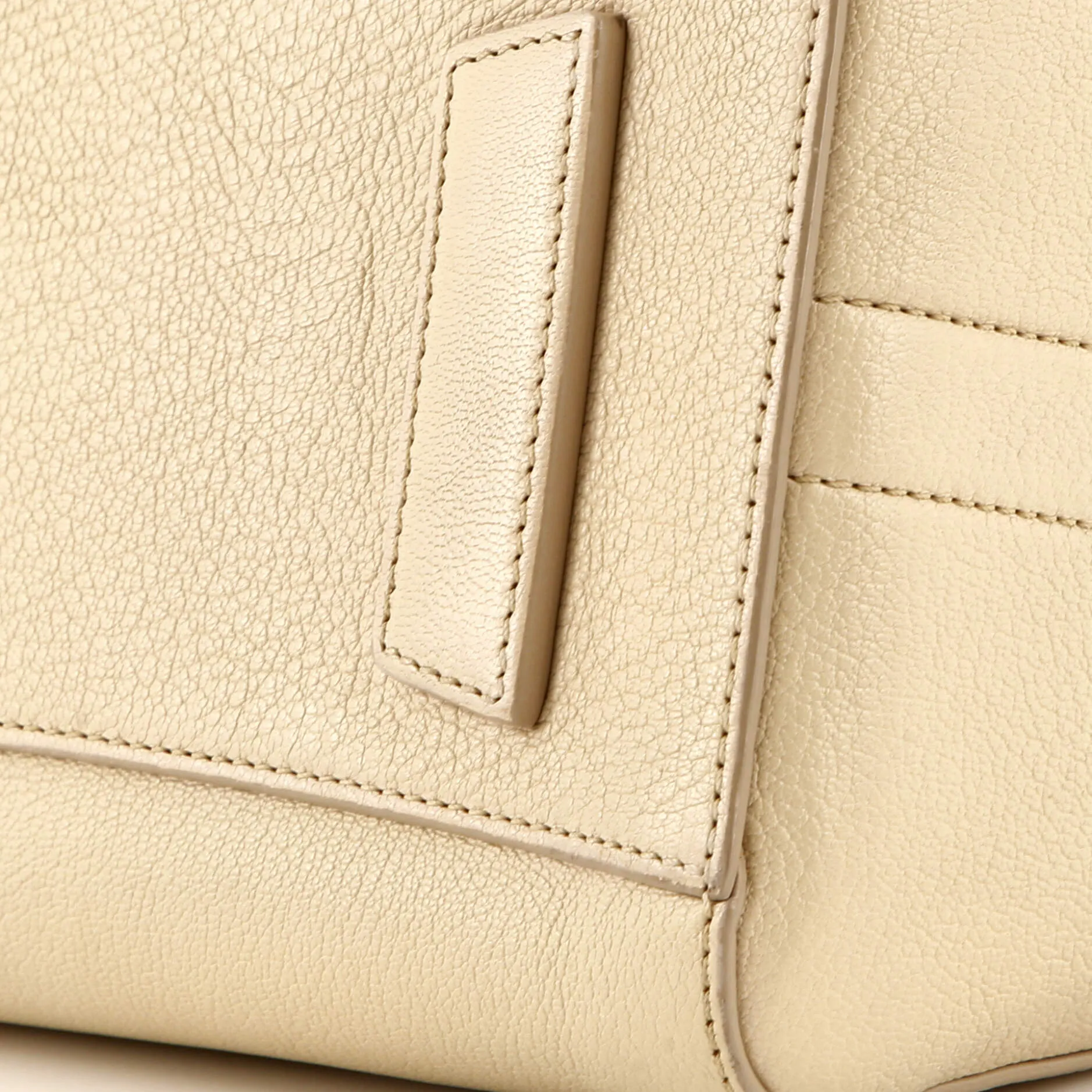 Antigona Bag Leather Small