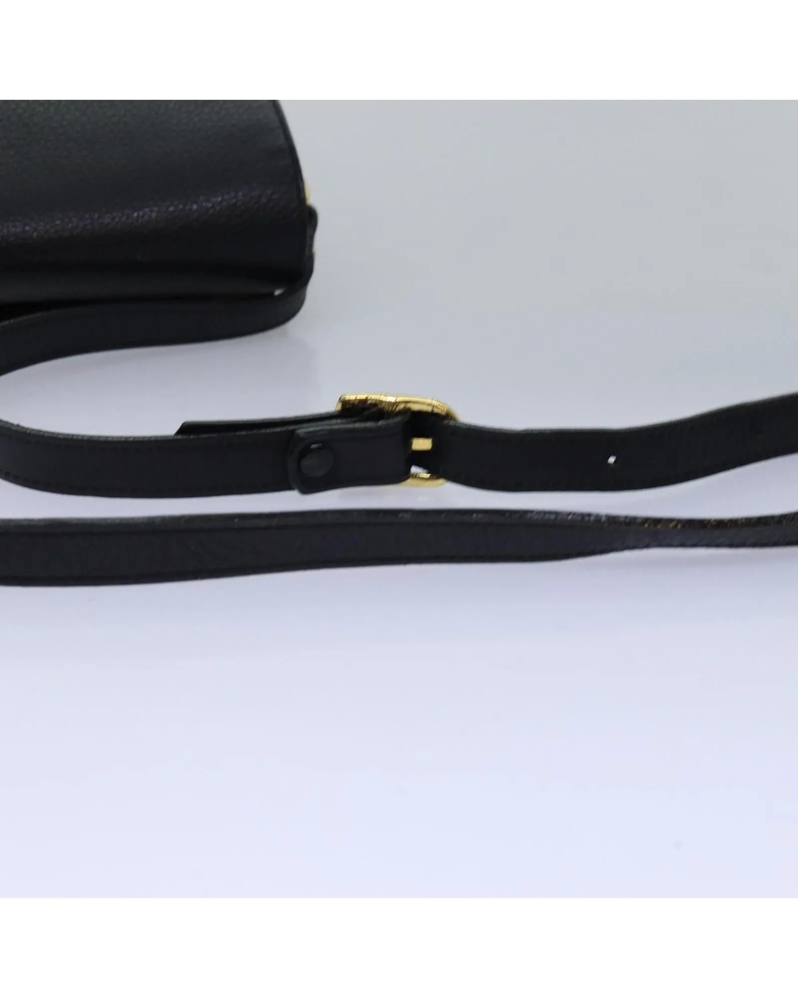 Burberry The Kensington Leather Shoulder Bag
