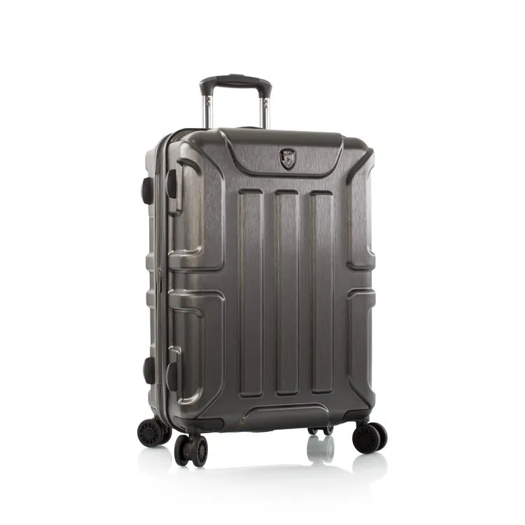 Commander 26" Luggage