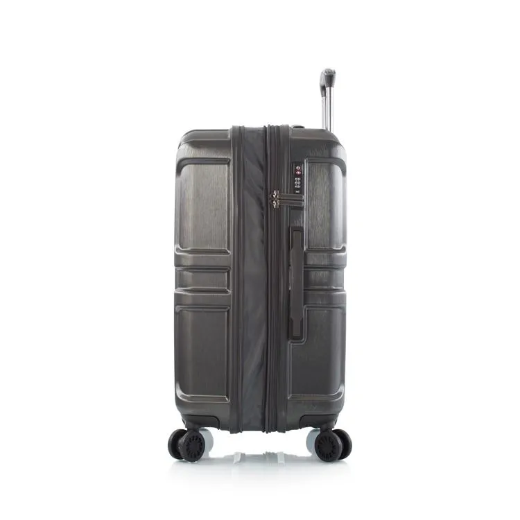 Commander 26" Luggage