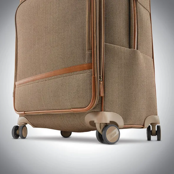 Hartmann Herringbone Deluxe Domestic Carry On Exp Spinner