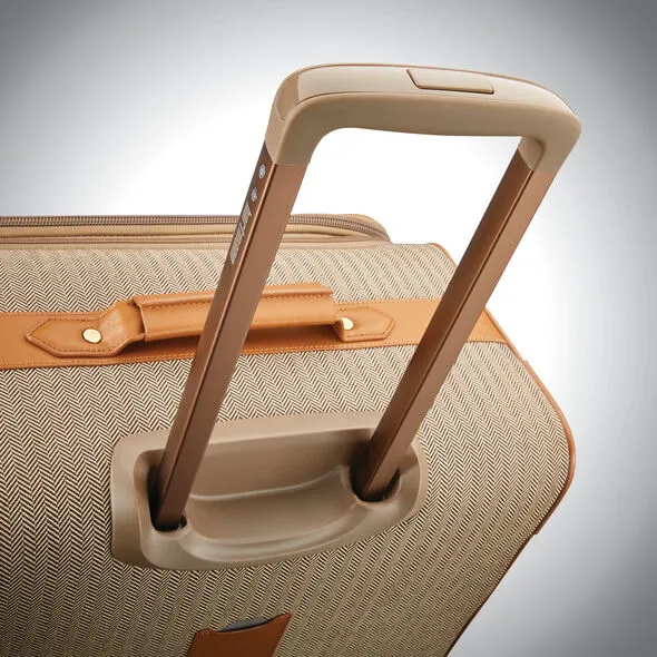 Hartmann Herringbone Deluxe Domestic Carry On Exp Spinner