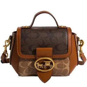 Minimalist Contrasting Colors Designer's Shoulder Bag