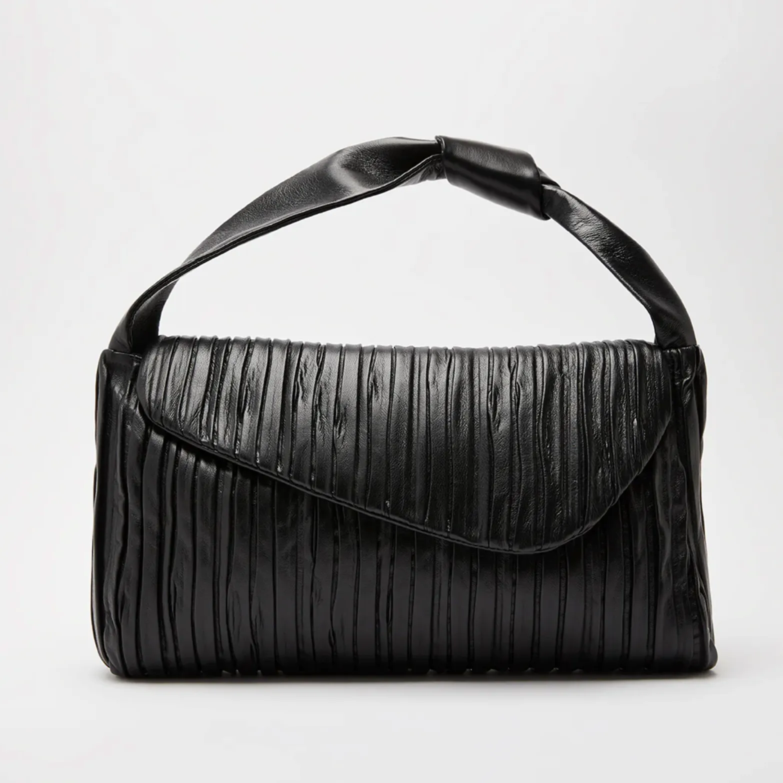 Softissima Pleated Leather Bag - Black