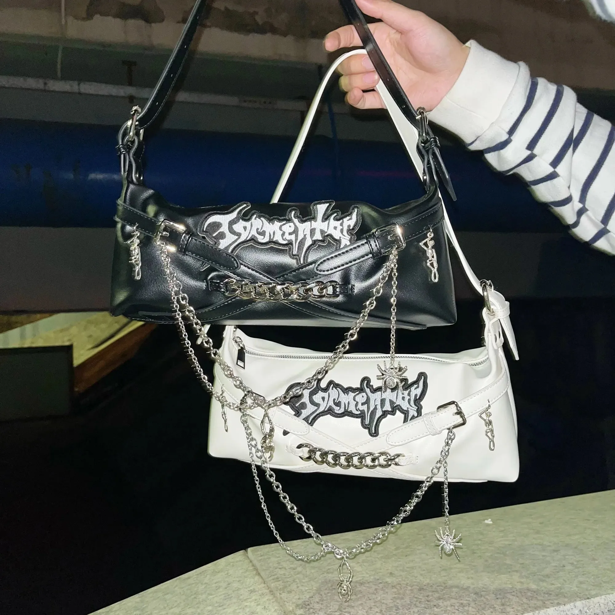 Uakiss Streetwear Women Punk Chain Handbags Luxury Design Y2k Aesthetic Casual Underarm Bag Fashion Ins Harajuku Shoulder Bags Trendy